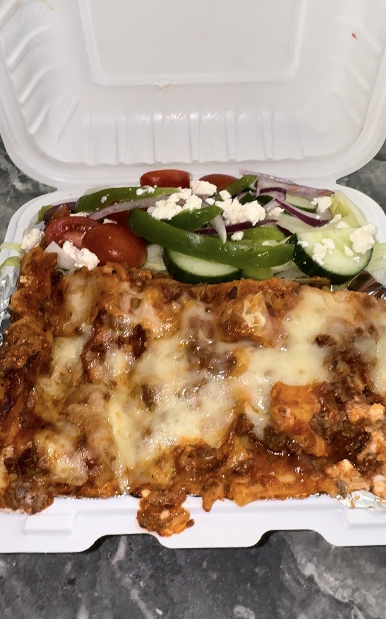Beef lasagna combo